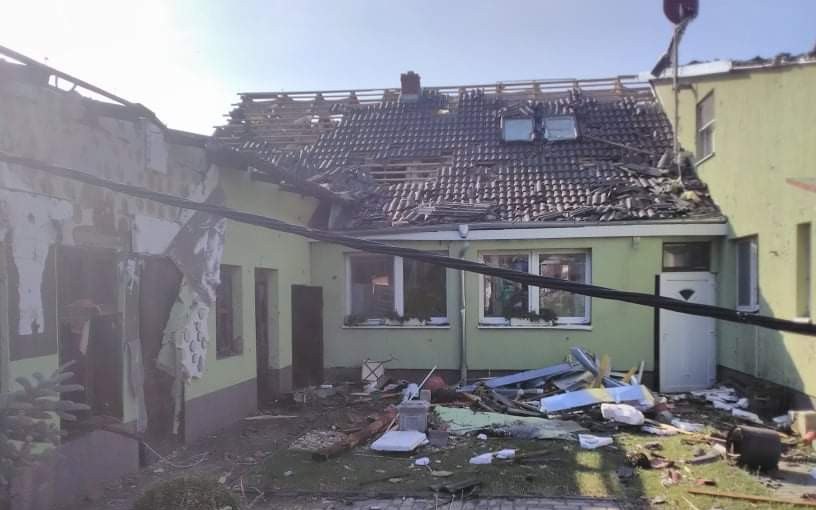 Pomohli jste společně Tesaříkům postavit dům