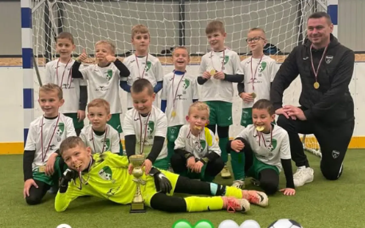 Hřiště je náš svět - fotbalový kemp pro ukrajinské a slovenské děti