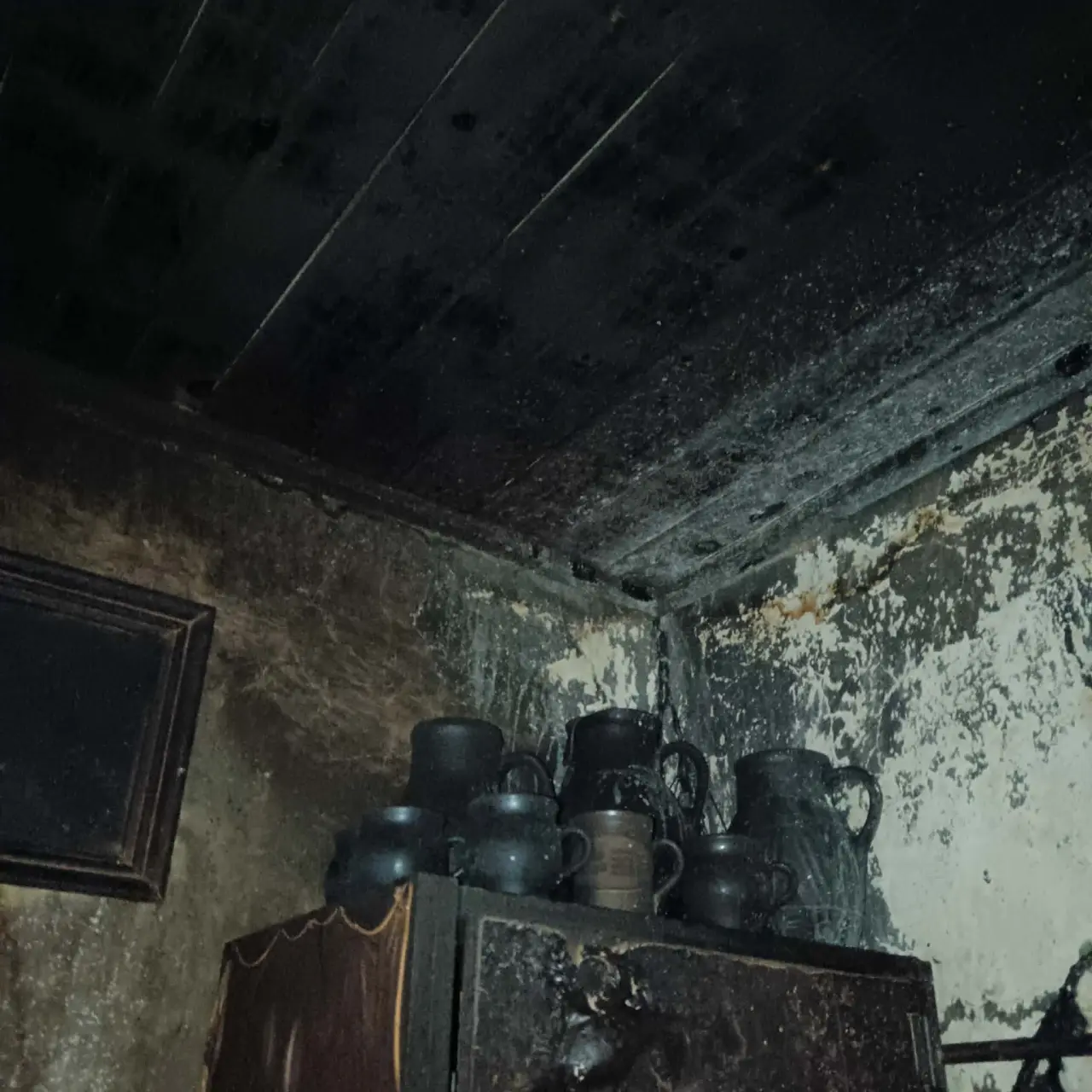 Pomohli jste matce s dcerou po požáru rodinného domu