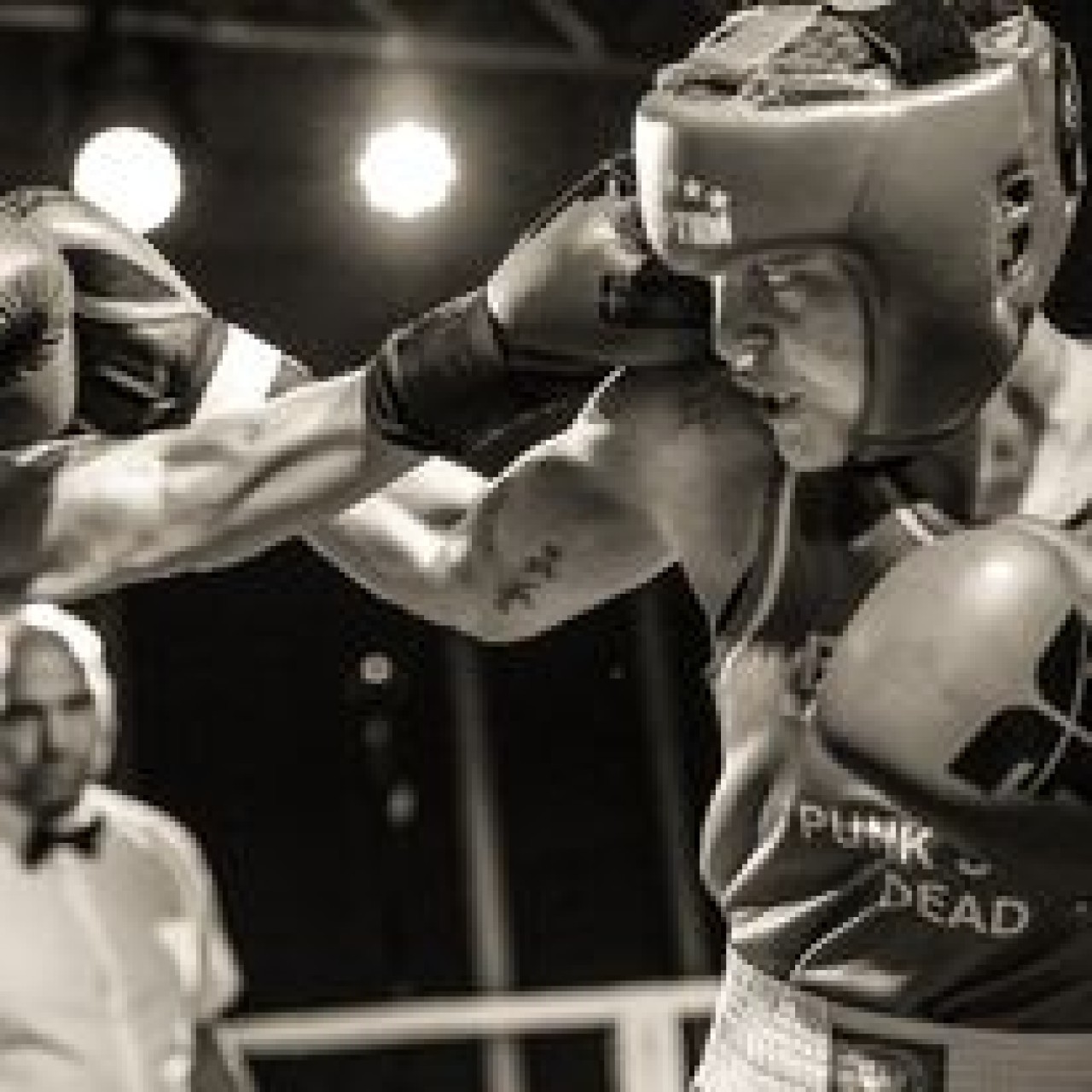 PODPOŘ ŽENSKOU BOXERSKOU REPREZENTACI NA CESTĚ NA OLYMPIJSKÉ HRY