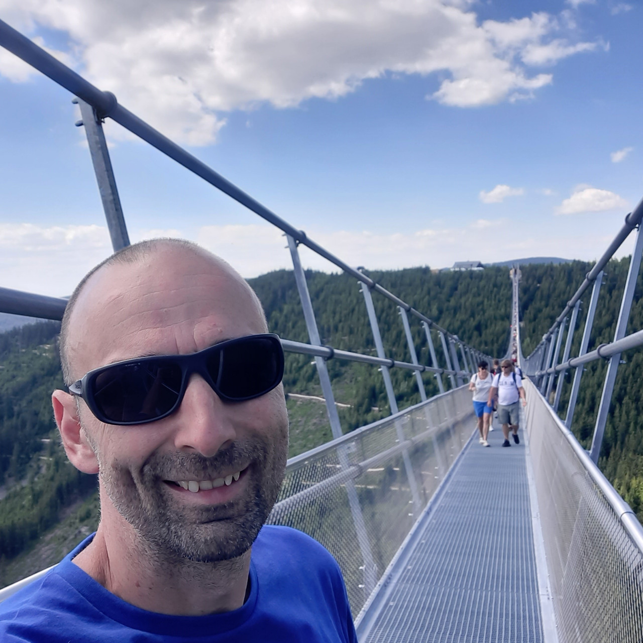 Podpořte mou rodinu, abych se mohl lépe soustředit na svou léčbu ALS