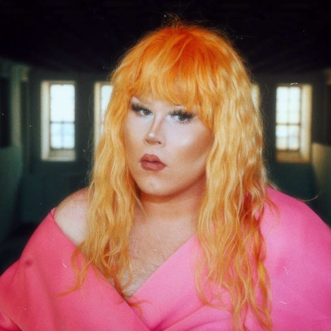Podpoř vznik nového klipu a EP Miss Petty!