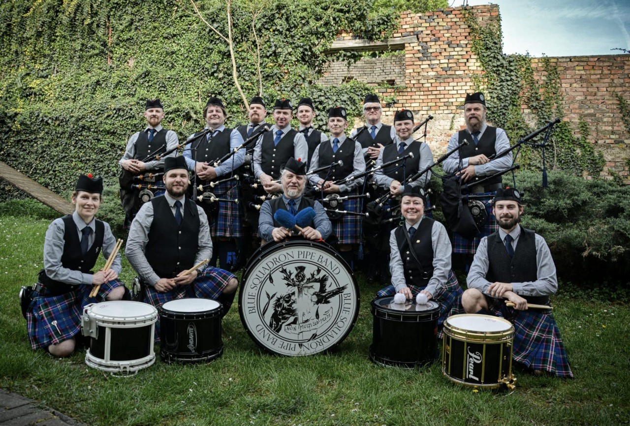 Blue Squadron Pipe Band na mistrovství světa dudáckých kapel ve Skotsku