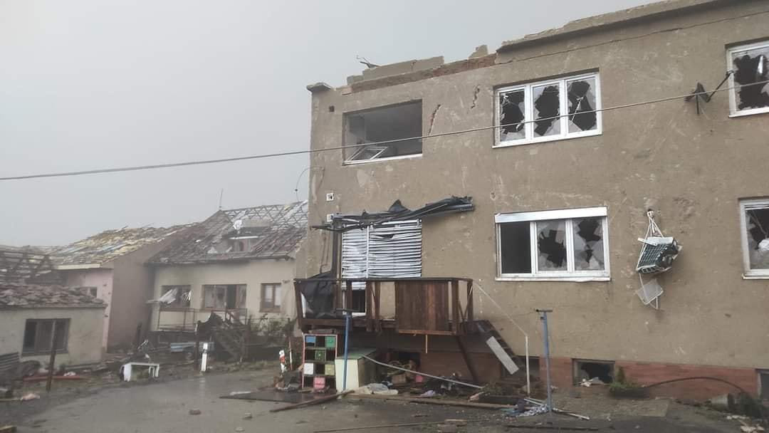 Pomohli jste obcím, které zasáhlo ničivé tornádo