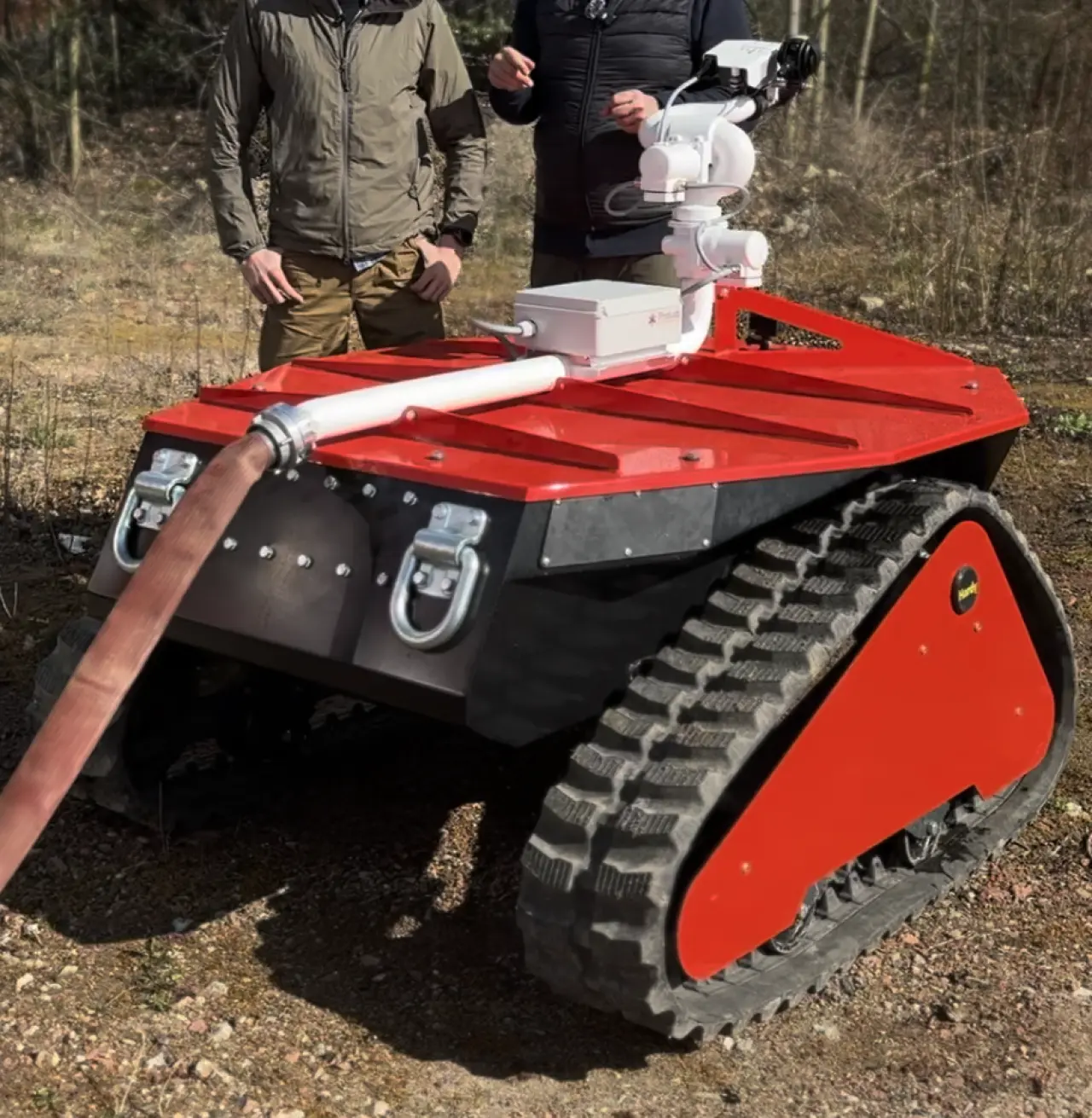 Robot, který pomůže hasičům přežít