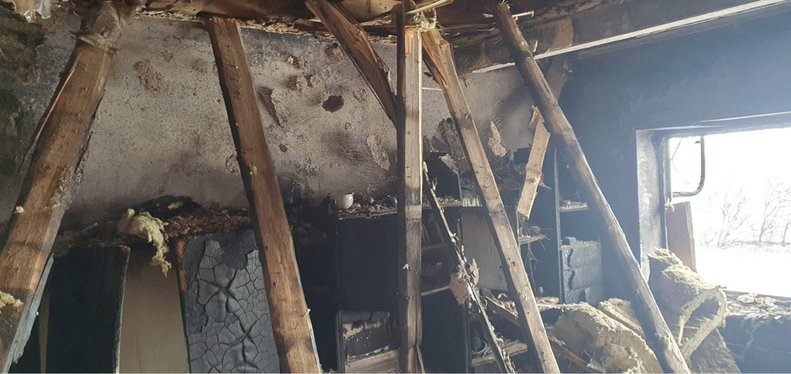 Pomozte rodině obnovit byt zničený požárem