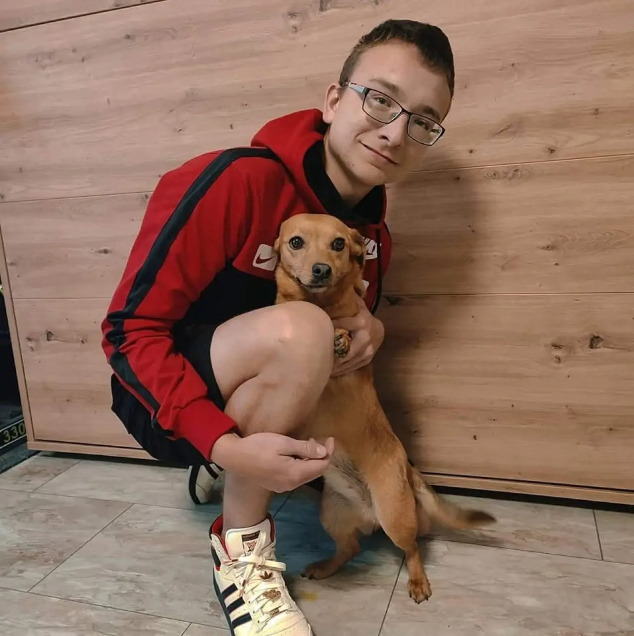 Pomozme našemu synovi v boji s nádorem mozku