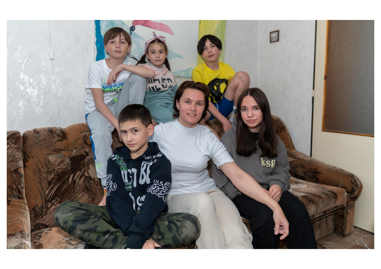 Maminka s 5 dětmi na útěku před válkou na Ukrajině