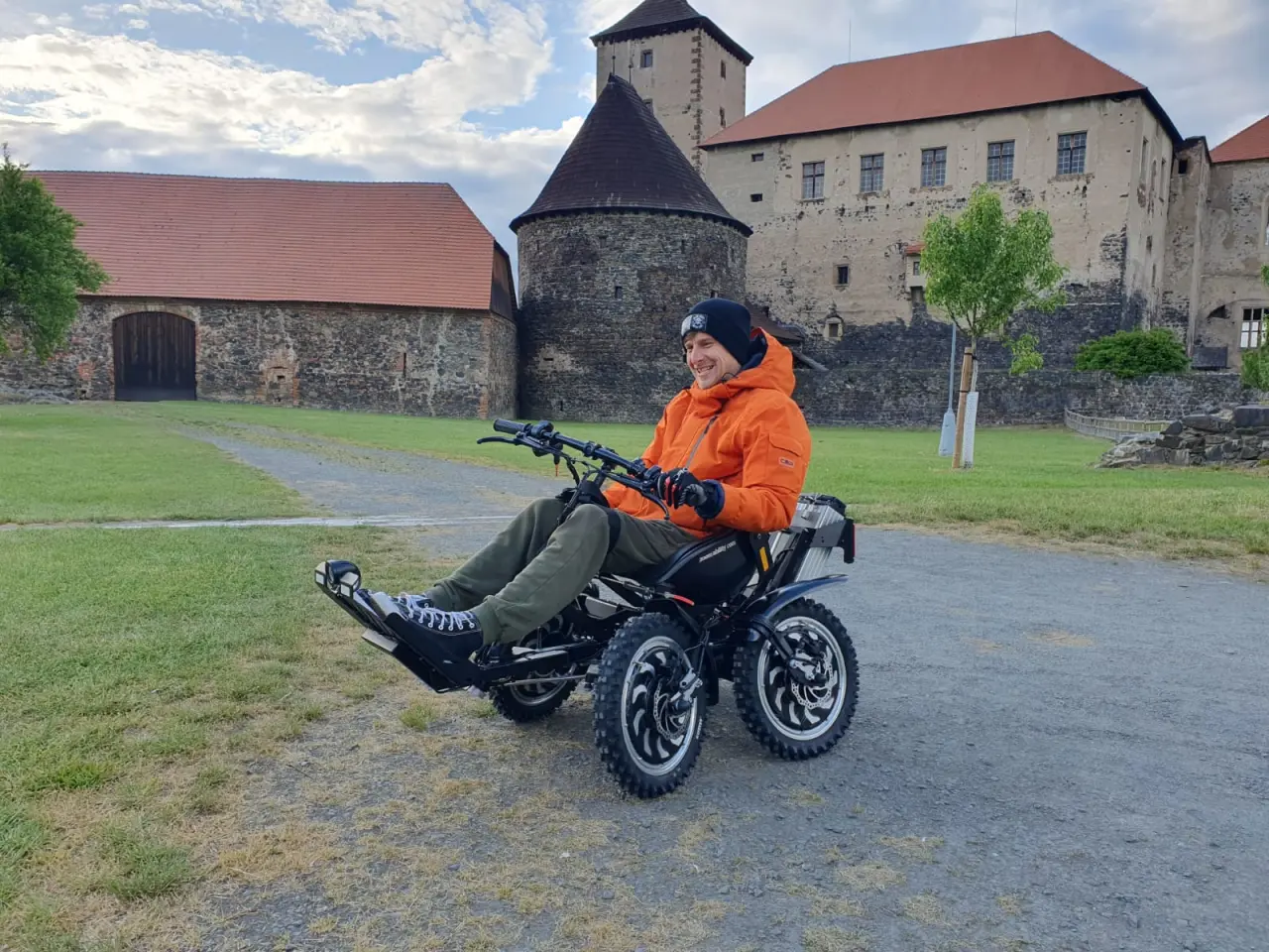 Pomozte mému synovi Zdeňkovi zjednodušit mu život a plnit si své sny