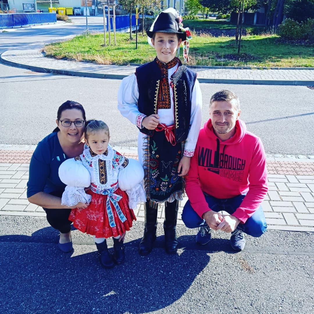Manžel zůstal sám se 2 malými dětmi