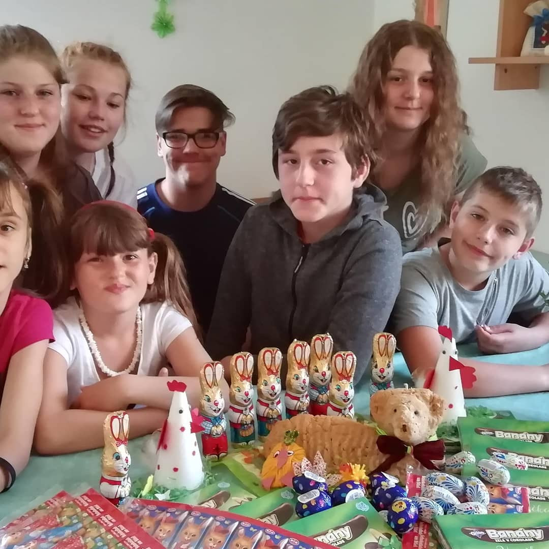 Hvězdy dětem pomáhají Martínkovi a Denisce z dětského domova