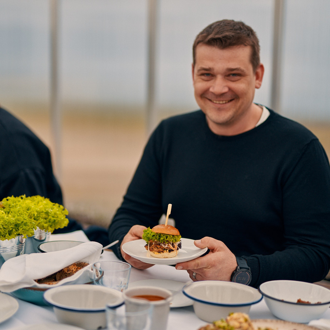 Podpořte náš sen o rozšíření zdravé stravy: Rybí Zahrada a nová bistra v Praze!