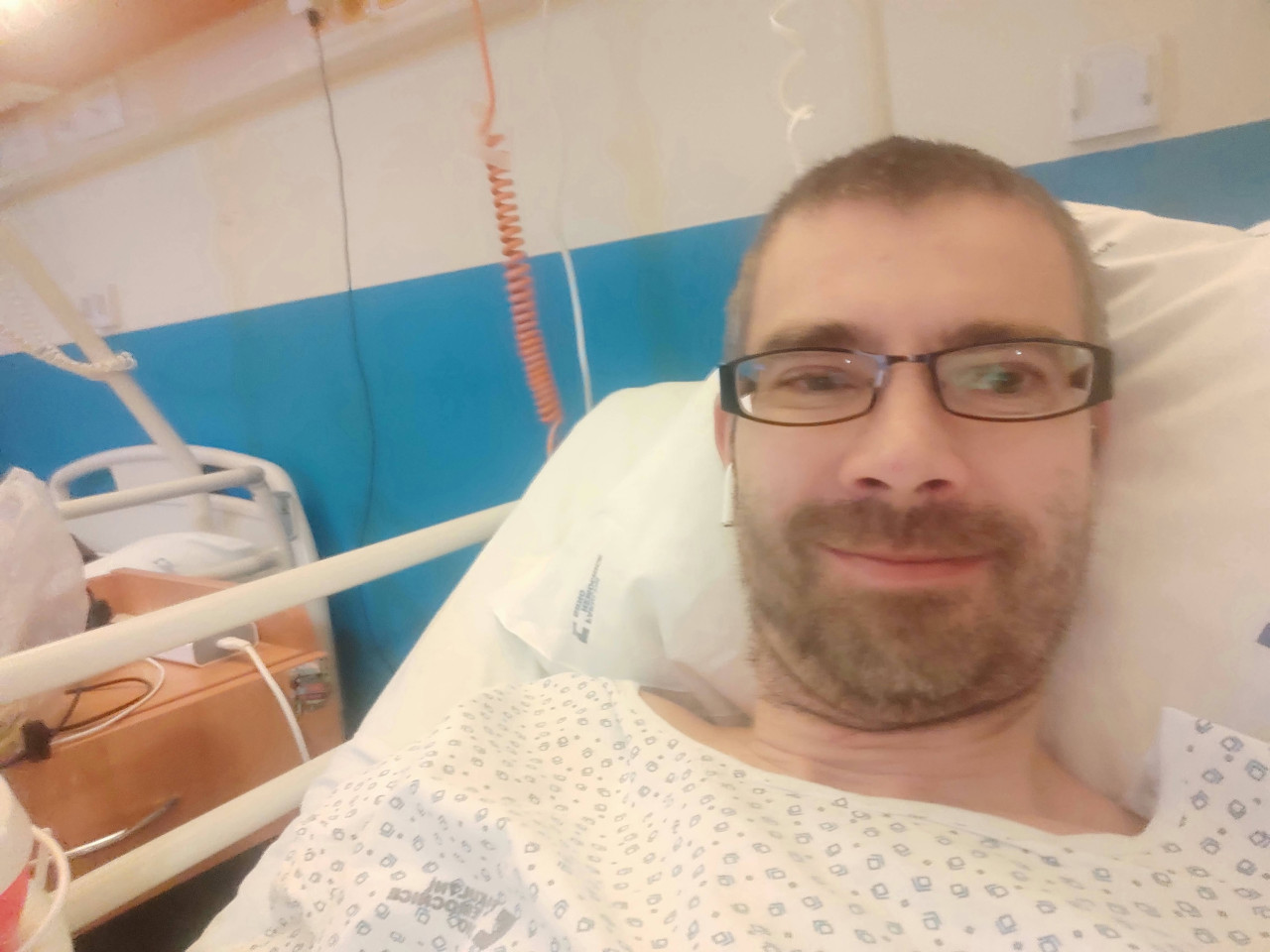 Sbírka pro Martina, brutálně pobodaného kvůli roušce