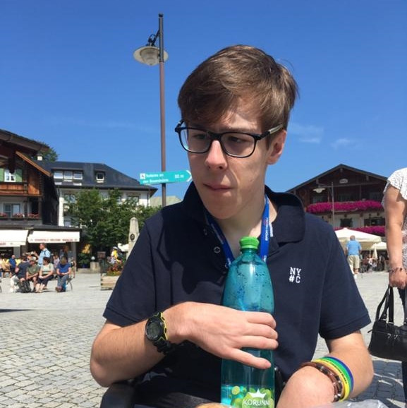 Nový invalidní vozík pro Filipa