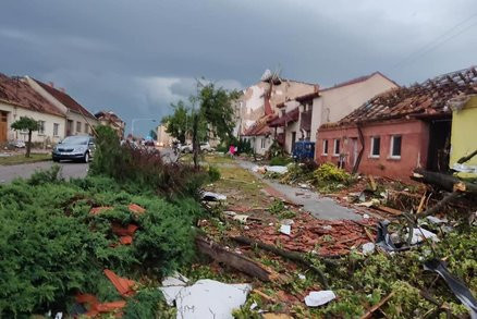 Pomohli jste obcím, které zasáhlo ničivé tornádo