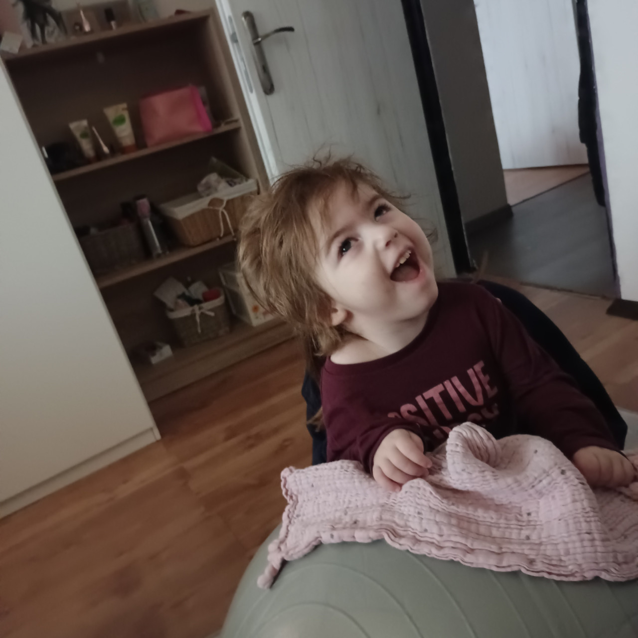 Pomozte Johance vybojovat si místo na tomto světě