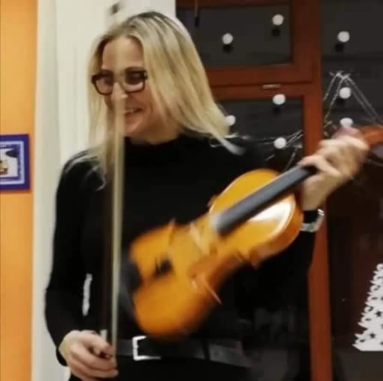 Prosím, pomozte zachránit MOTÝLKA.