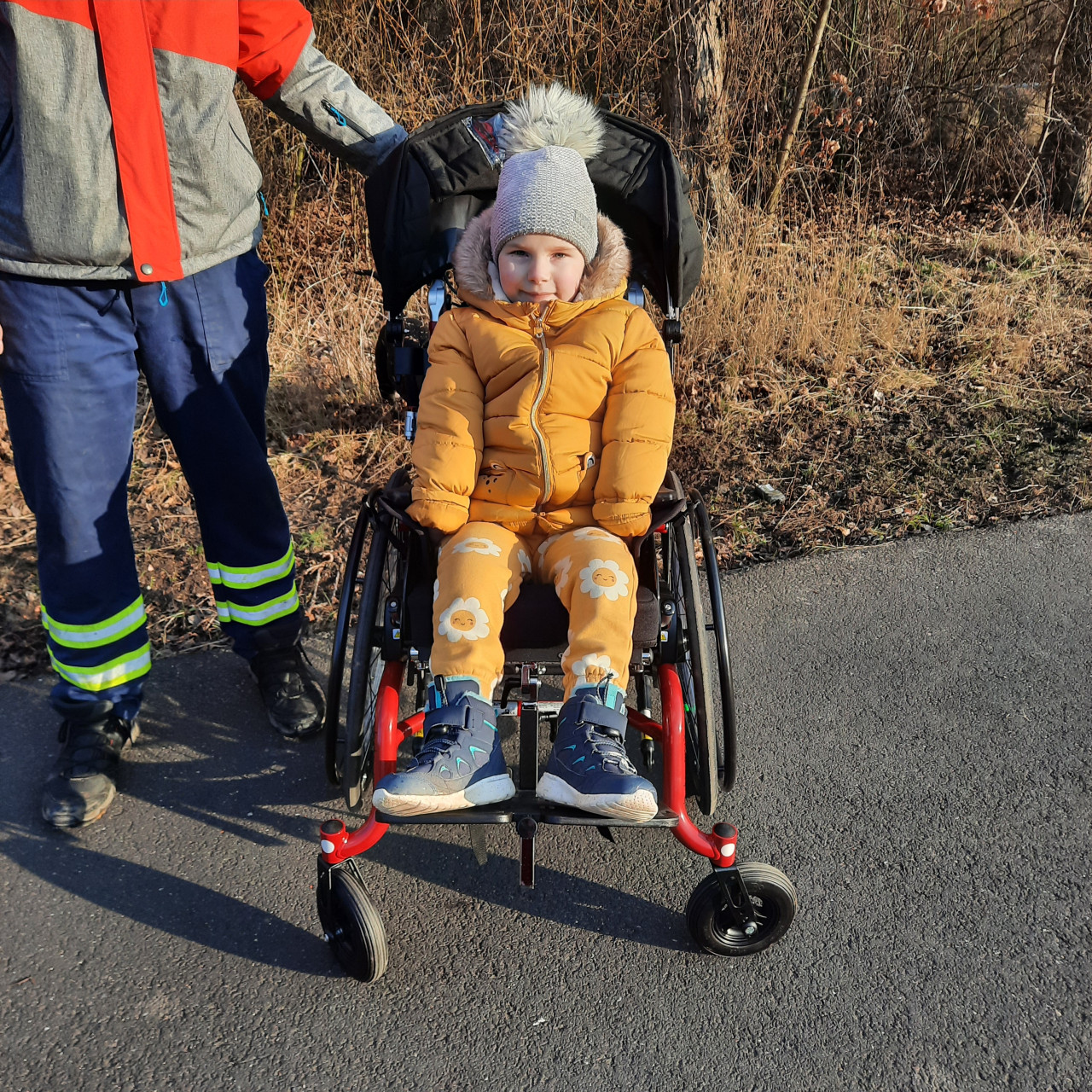 Pomohli jste Terezce a její mamince po schodech