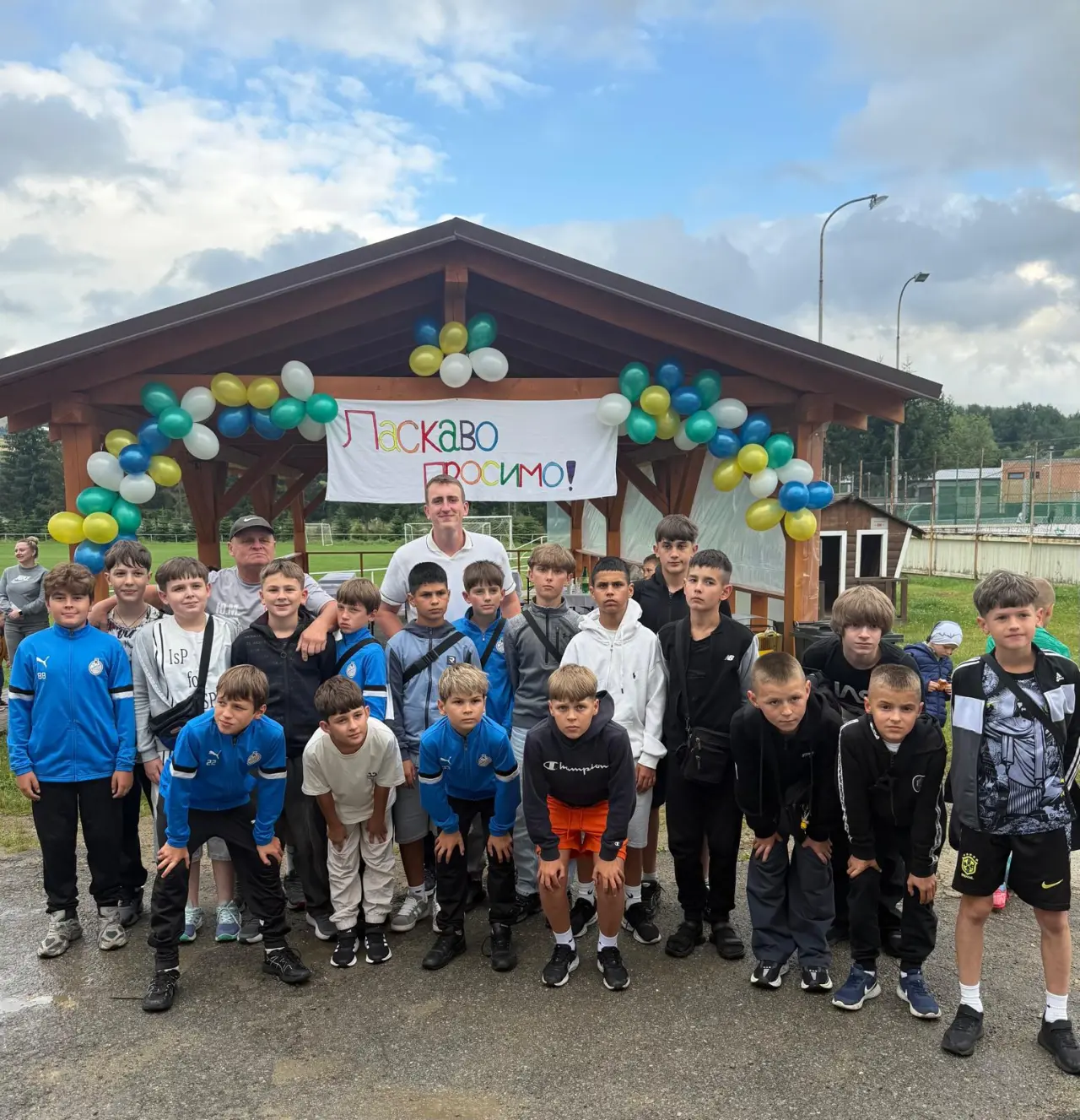Hřiště je náš svět - fotbalový kemp pro ukrajinské a slovenské děti