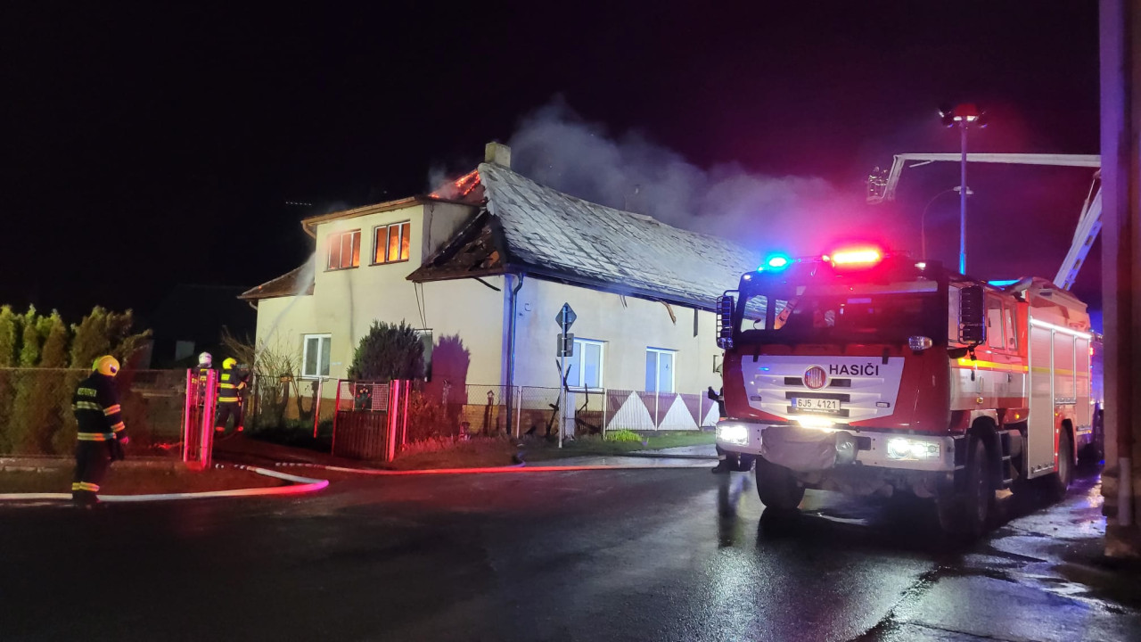 Požár rodinného domu v Bohdanči