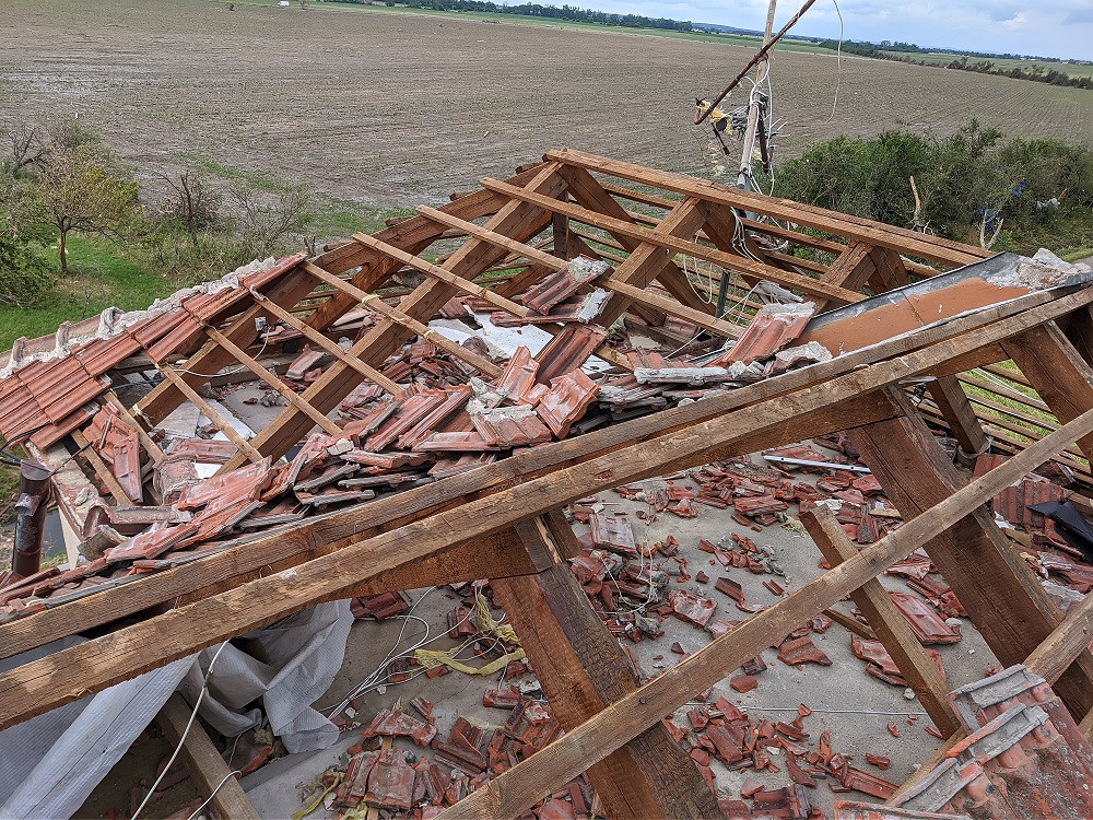 Pomohli jste Faltusovým, které zasáhlo ničivé tornádo