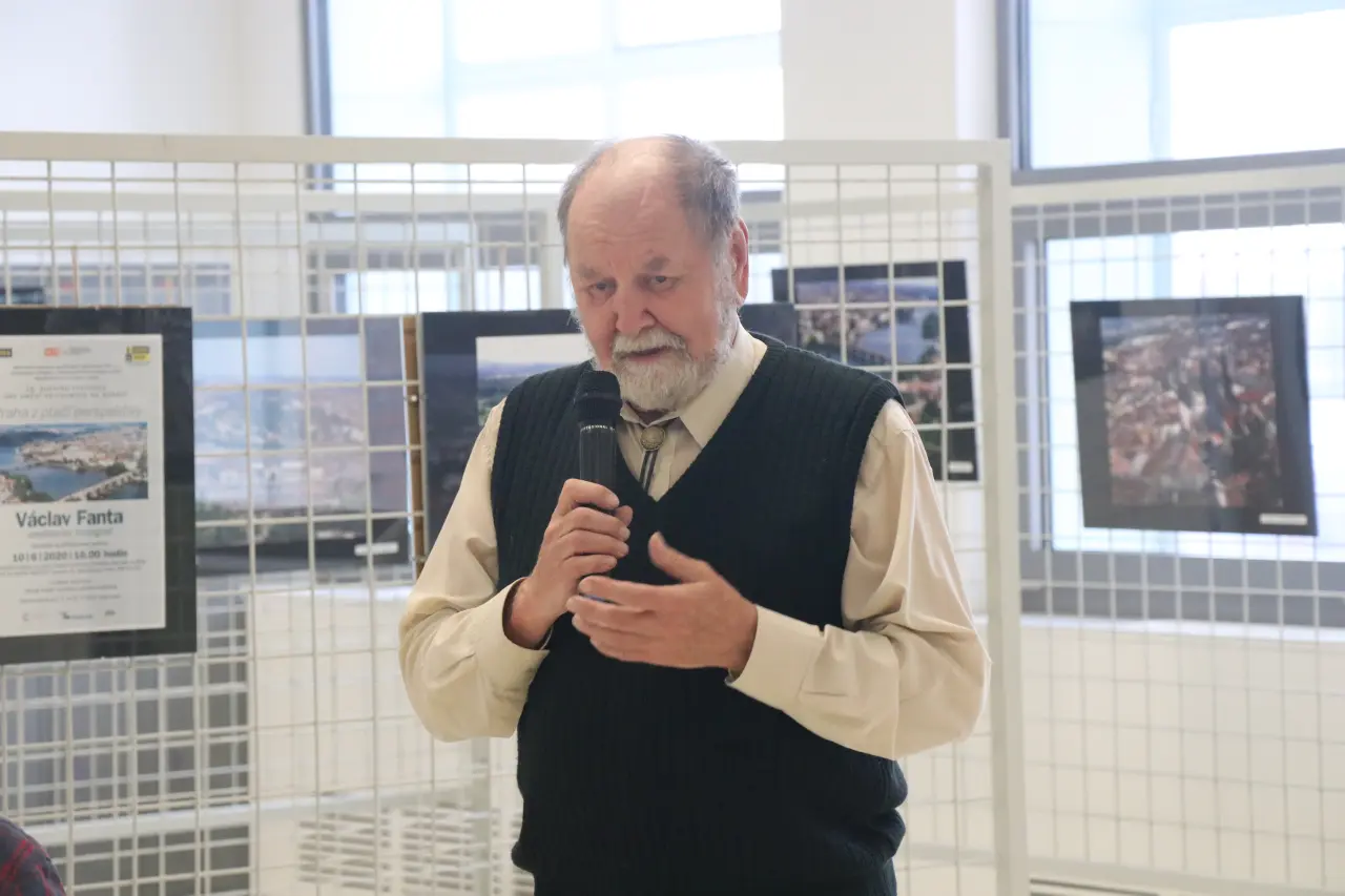 Podpořili jste vydání knihy o fotografovi, který oslepl