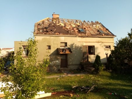 Pomohli jste Kujovým, které zasáhlo tornádo