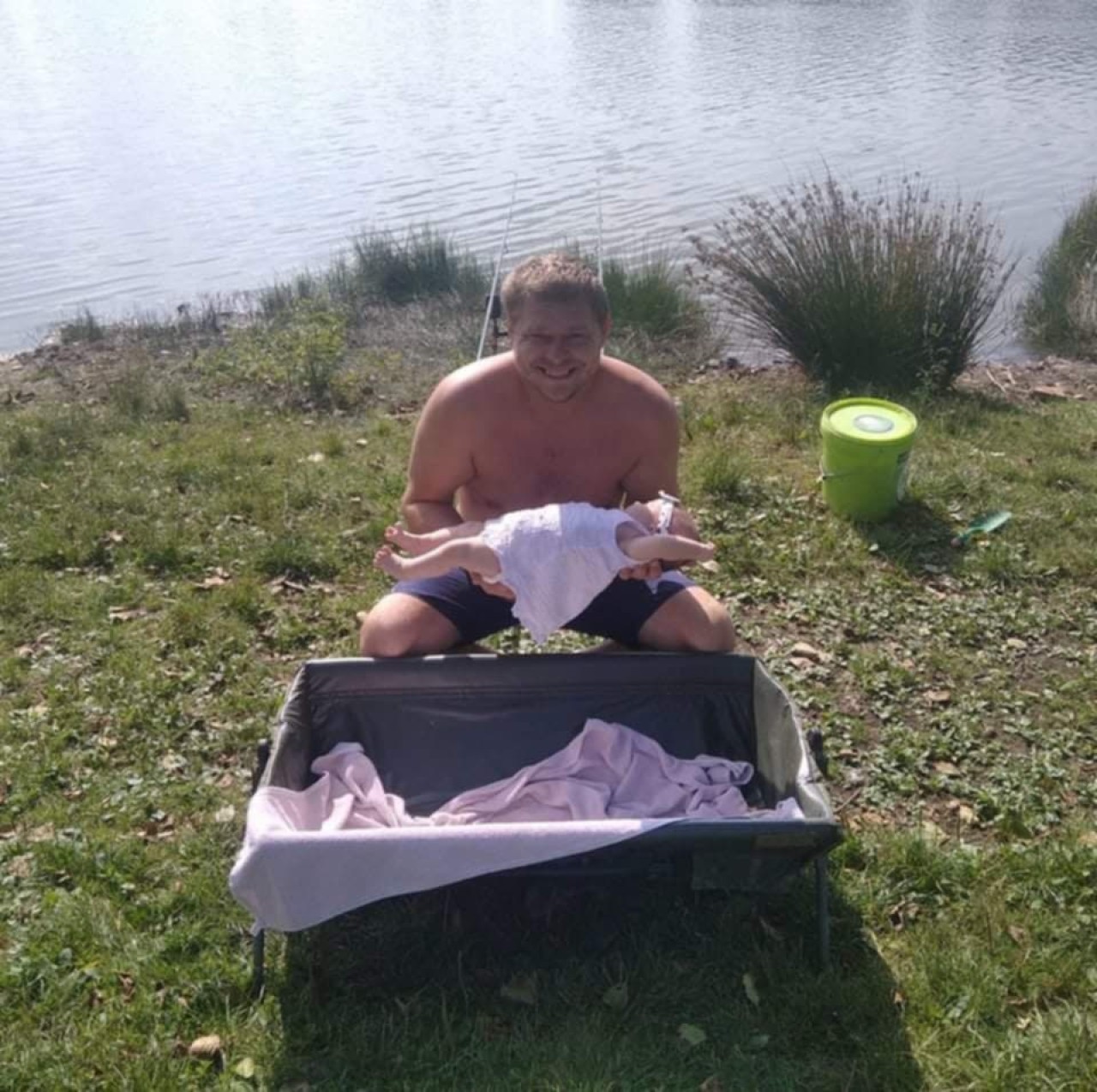 Eva a Vanesska zůstali samy..