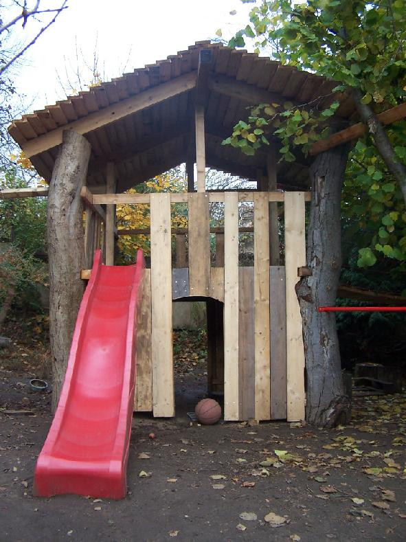 Pomohli jste jesličkám pořídit herní domek s duší.