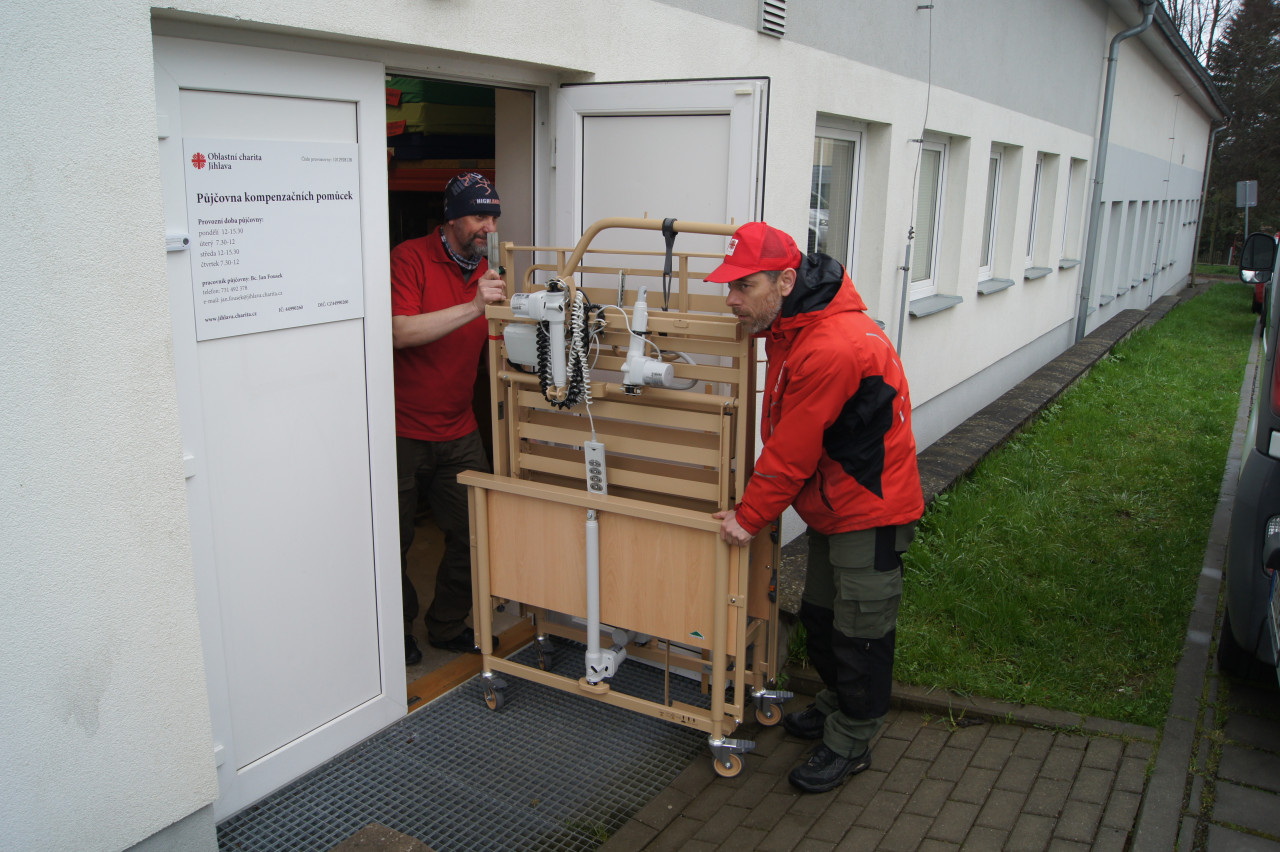 Pomohli jste pořídit nezbytné vybavení pro domácí hospic Bárka
