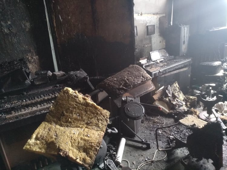 Petrovi shořel skoro celý byt, pomozme rodině s rekonstrukcí