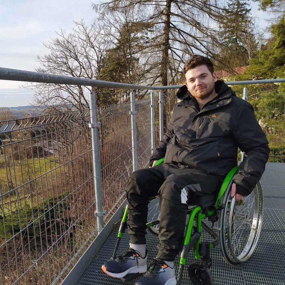 Složili jste se na elektrický přídavný pohon k vozíku pro Michala