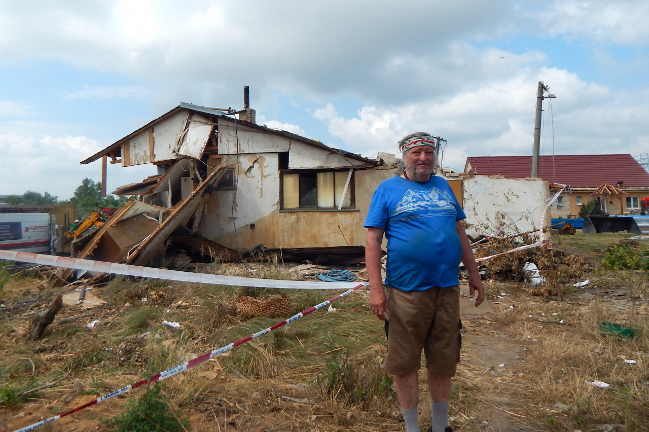 Pomohli jste Staňovi Panáčkovi, který přišel při tornádu o dům