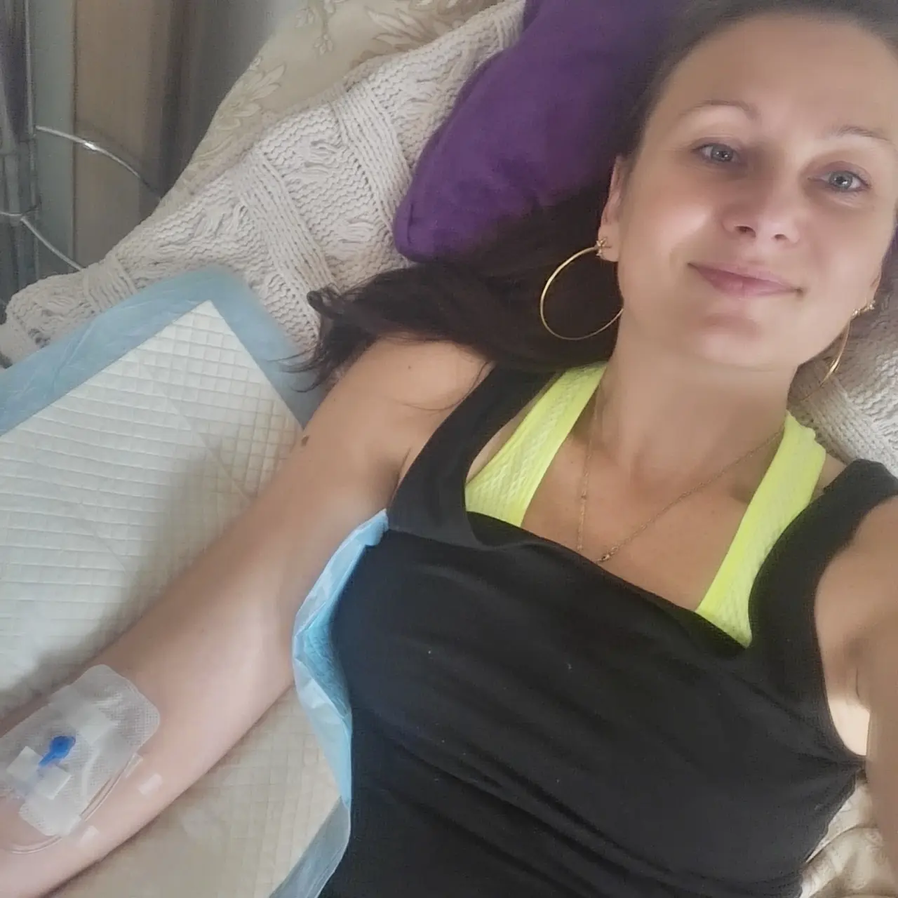 Rodina dobrovolných hasičů bojuje – pomozme Monice pokračovat v léčbě