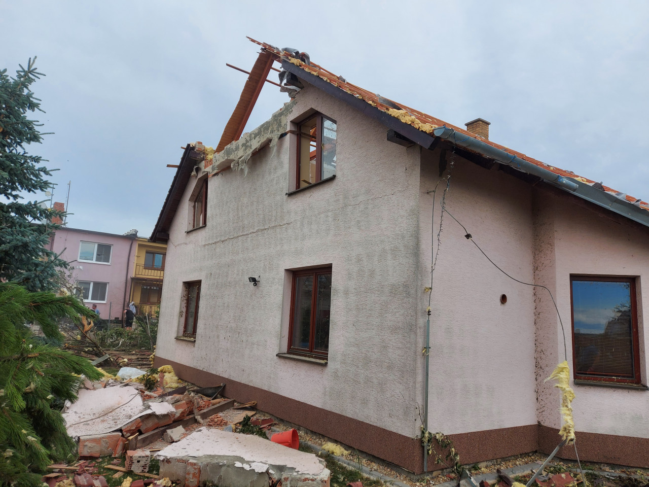 Pomoc po tornádu pro Brůčkovi z Moravské Nové Vsi