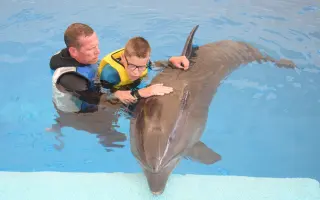 Pomoc pro Honzíka na cestě k delfinoterapii