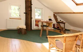 Daruj cihlu na přístavbu Eljonu