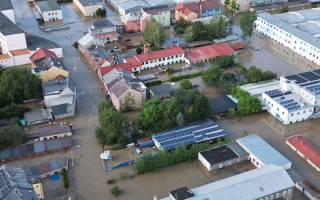 Záchrana rodinného stolařství INTERIÉRY EM, kterému povodeň zničila sídlo firmy.