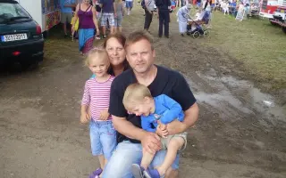 Pomozme Milanovi a jeho dvěma dětem po ztrátě maminky
