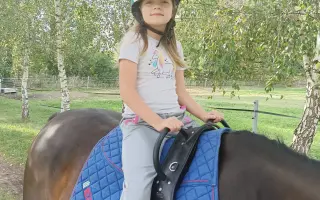 Na pomoc handicapovaným děvčátkům  Nelince a Verunce
