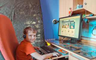 Počítače dětem - pomoc školám s IT vybavením pro ukrajinské žáky