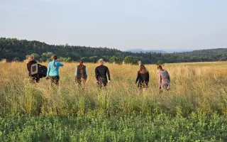 Záchrana srnčat před sekačkou