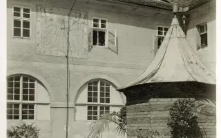 Obnova fresky původních slunečních hodin v hejnickém klášteře