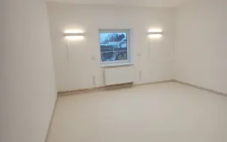 Cihla pro dědu, taška pro babču. Postavme to, než zestárneme taky!