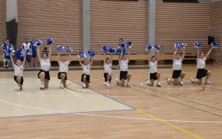 Pomozme mladým krasobruslařkám na kolečkách reprezentovat na soutěži v Dánsku