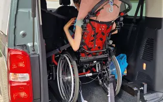 Auto pro převoz Emičky na vozíku