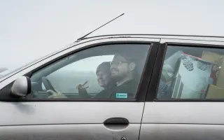 POŠLI AUTA NA UKRAJINU