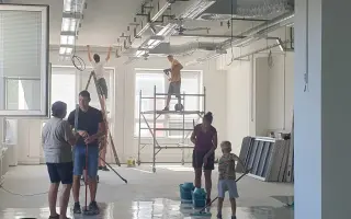 Pomozte nám dokončit novou bilingvní Montessori školu
