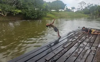 Pomozte kmeni huni kuin postavit se na vlastní nohy