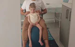 Pomozme bojovníkovi Michálkovi vykročit k prvnímu krůčku a lepší budoucnosti